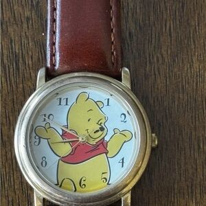 Winnie the Pooh Character Timex Wristwatch - Yellow & Red Dial